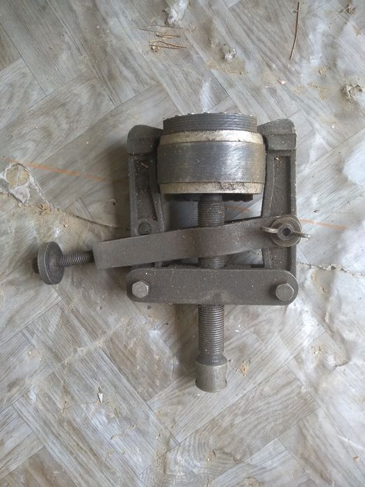 Съёмник для холодильных моторов