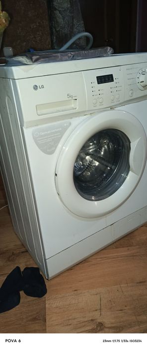 В рабочим состоянии  подшипник шумит