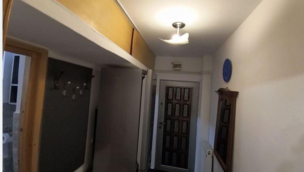 Inchiriez apartament 2 camere