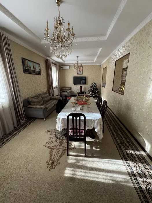 Sotiladi Дом Мирабад махаля Инокобод 4,5 соток Фасад 7,5м ор. Школа 65