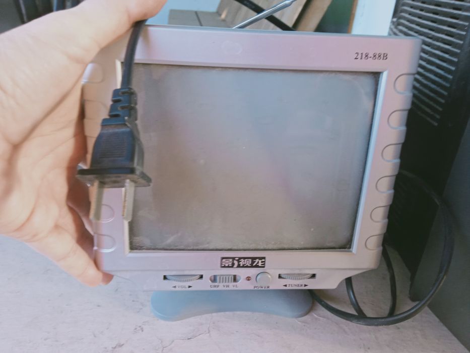 продаются телевизоры