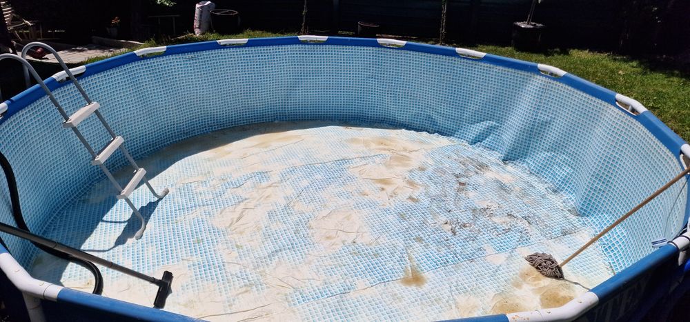 Vând piscina Intex 450x90 cm