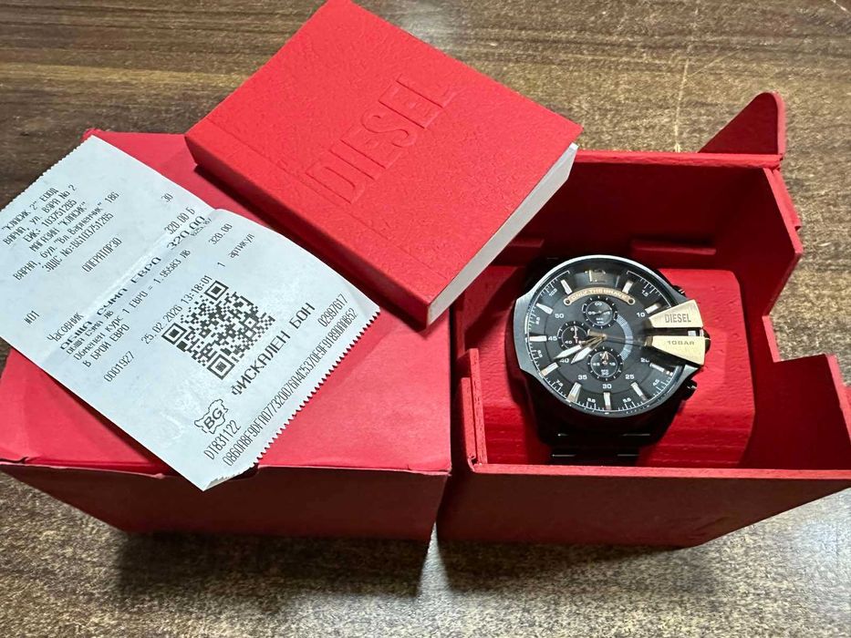 НОВ Часовник DIESEL Mega Chief DZ4309, Гаранция