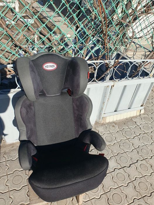 Детское автокресло.