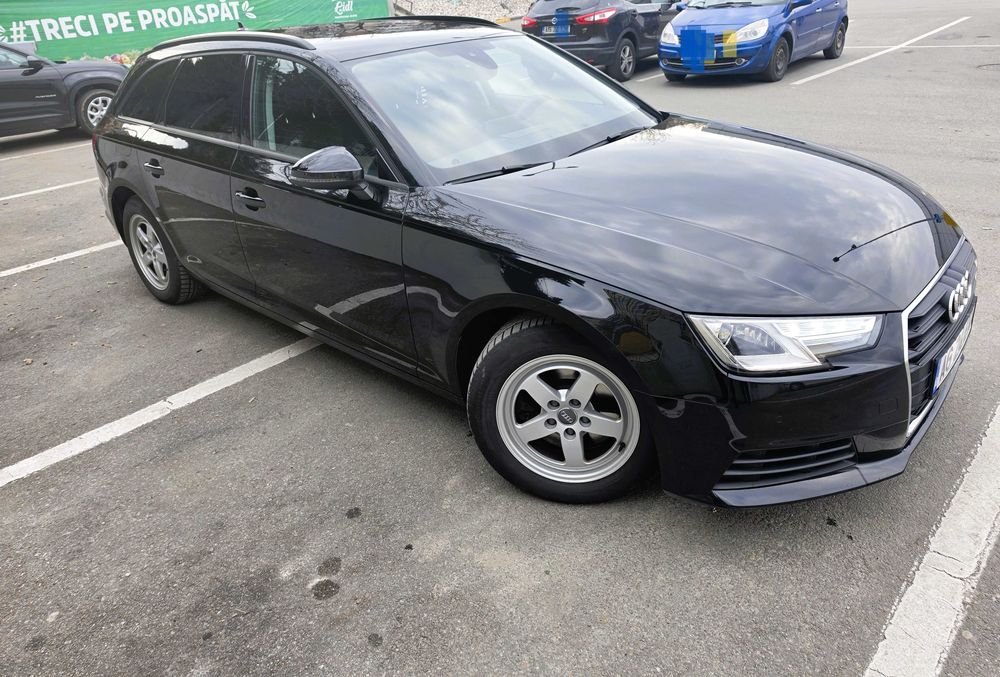Vand Audi A4 , 2019