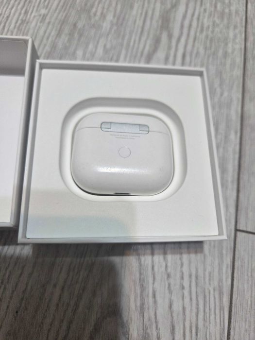 Apple airpods 3 albe