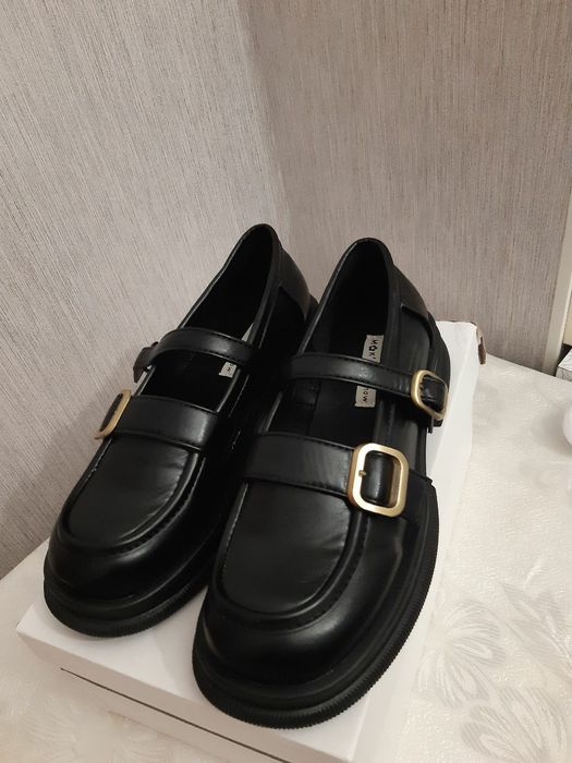 Продам Новые Лоферы