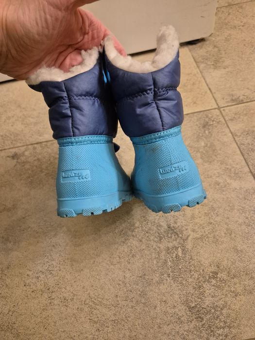 Бебешки зимни ботуши тип апрески с топла вата от Декатлон 18-19 номер