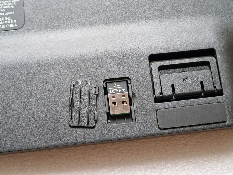 Razer Deathstalker V2 Pro Wireless Безжична Клавиатура с проблем