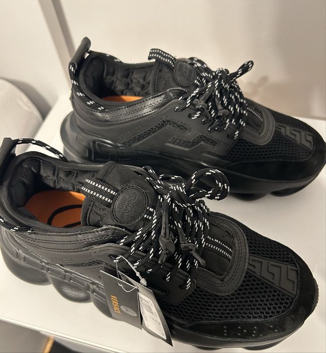 versace chain black
