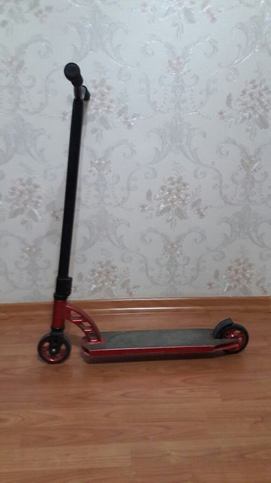 Продам трюковой самокат.