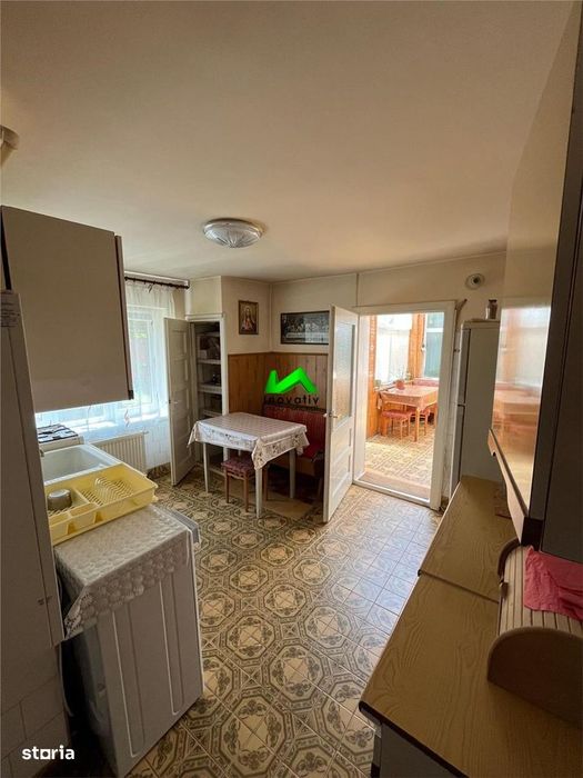 Casa de vanzare 3 camere pivnita Sibiu Lupeni