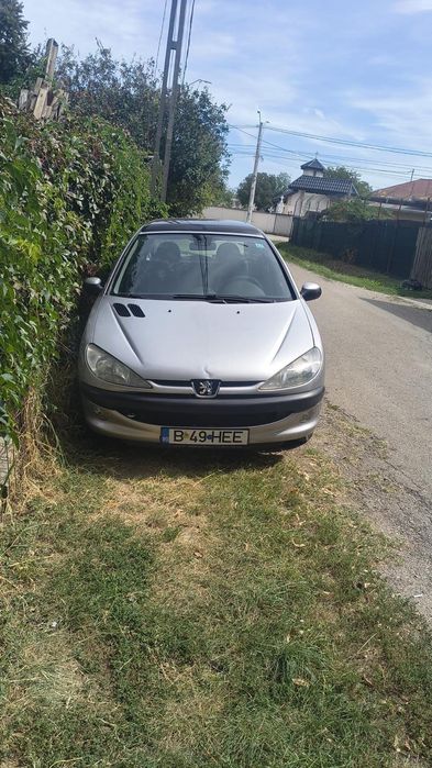 Peugeot 206 2000 benzină, 590 € — imagine 1