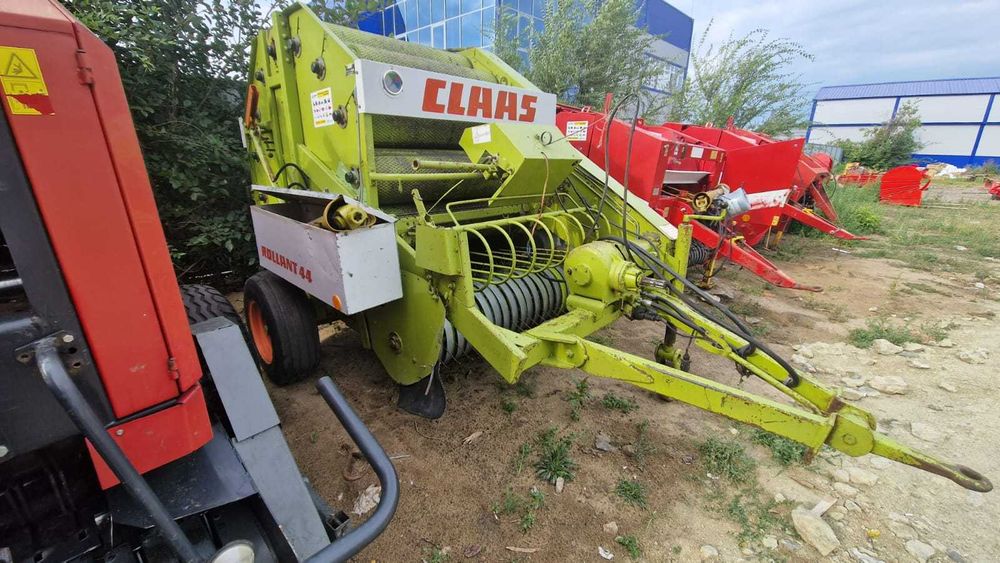 Пресс-подборщик Сlaas Rollant44 б/у с Европы