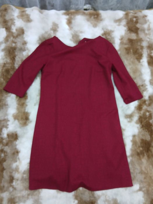 Продам  платья в хорошем состоянии.