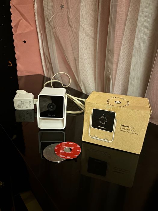 Кучешки дрешки и стоки