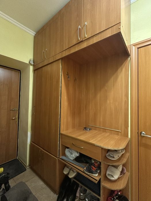 Шкаф для прихожую