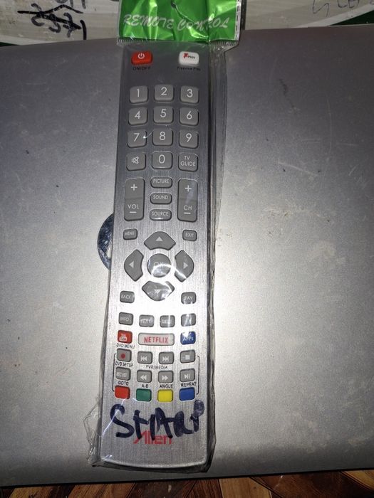 Telecomenzi SHARP Gama completa  Noi. Cereți model