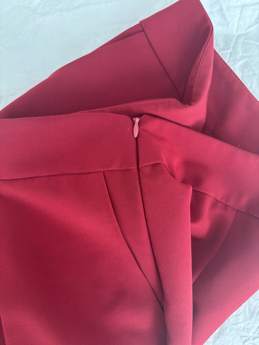 Costum rosu burgundy, marimea M