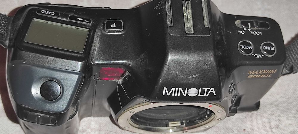 Body MINOLTA MAXXUM 8000 I -  pt piese sau veioza sau buy back