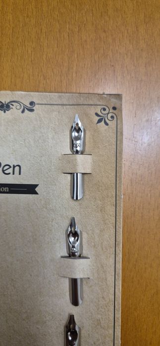 Писалка перо екзотична