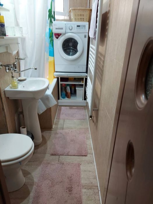 Inchiriez apartament Câmpina