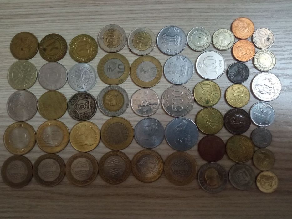 Продается монеты