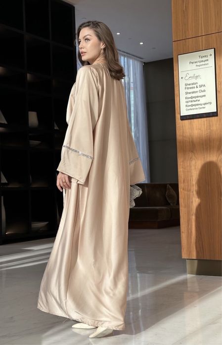 Абая с платьем легкая
