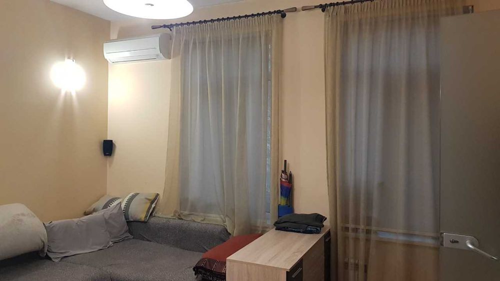 Дава се под наем Четиристаен апартамент в София, Център - 85 кв.м за 1020 € - Снимка #5