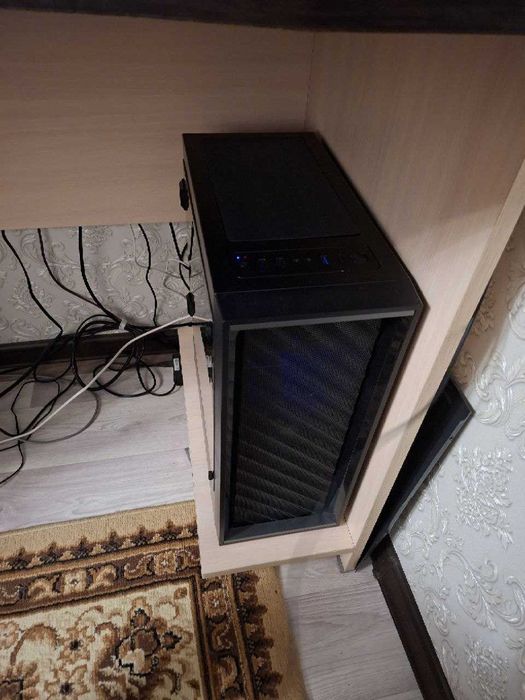 Продам системный блок в отличном состоянии.
