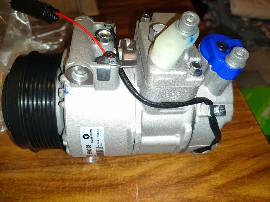 Compresor clima Mercedes clasa C E Gls Glk motor 3.0. 690028