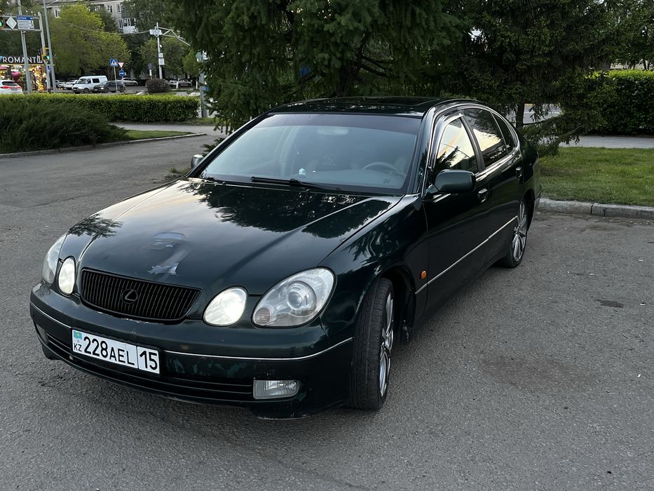 Lexus GS300  продам