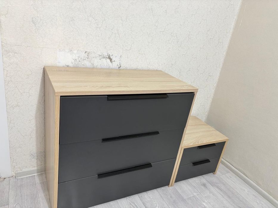 Продам спальную гарнитуру срочно