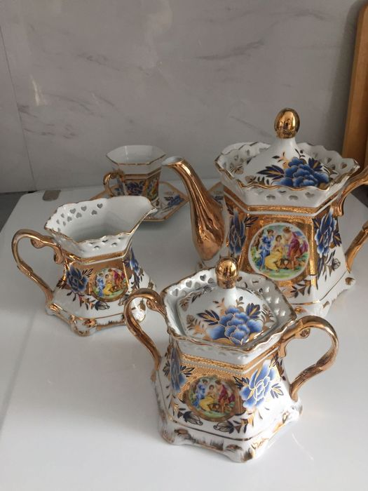 Чайный  сервиз Форфор