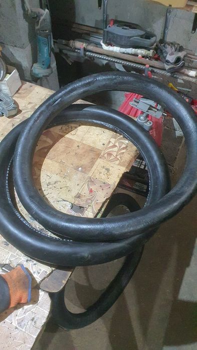 Mousse 90 90 21 (Mus) 80 100 21 ( Camera plina / burete ) Pirelli / X Grip / Metzeler
