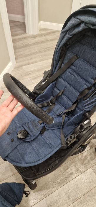 Коляска демисезонная