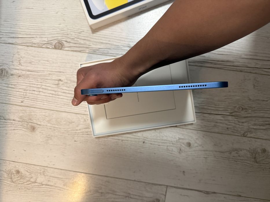 Vand ipad generatia a 10  2022