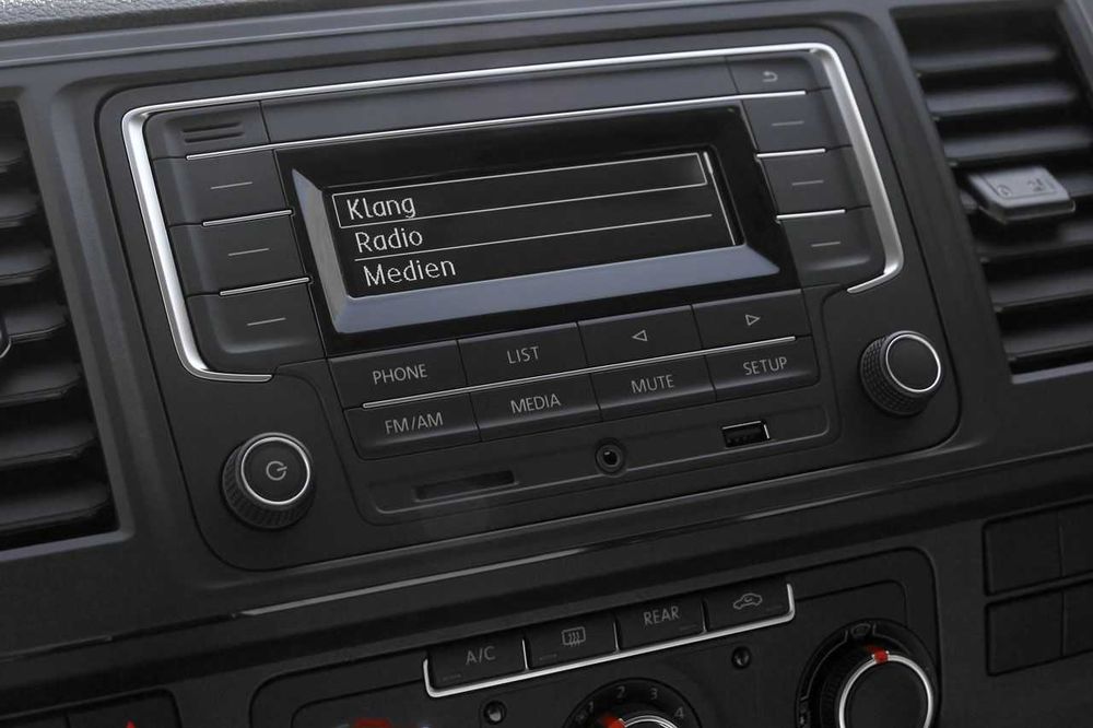 Radio MIB Harman Bluetooth Volkswagen Golf 5 6 Passat B6 B7 7F0035153