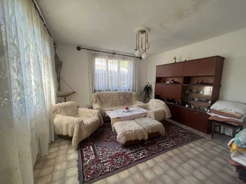 Продава се Къща в с. Забърдо, Област Смолян - 279 кв.м за 132 €/кв.м - Снимка #1