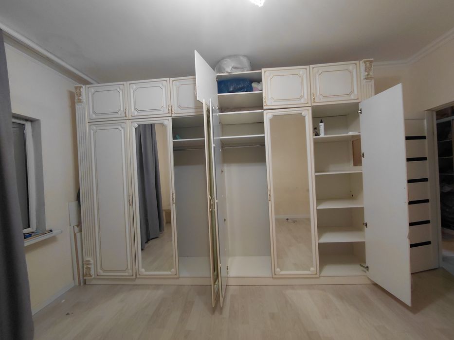 Продам шкаф ,в отличном состоянии