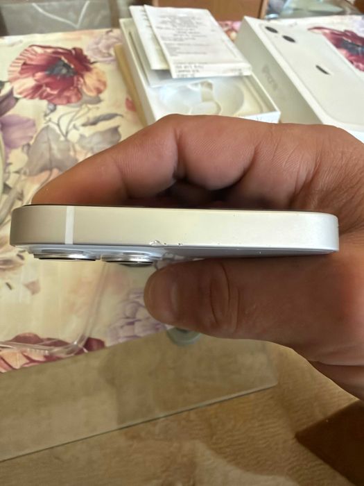 Iphone 13- 128 GB+ зарядно