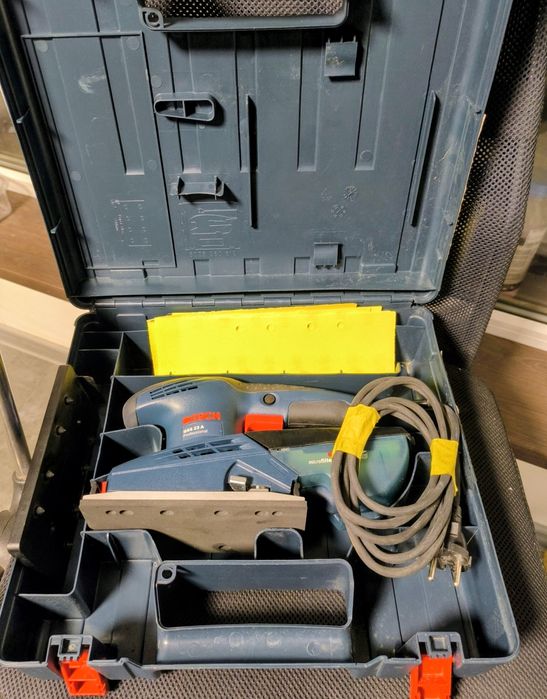 Електрически виброшлайф Bosch GSS 23 A