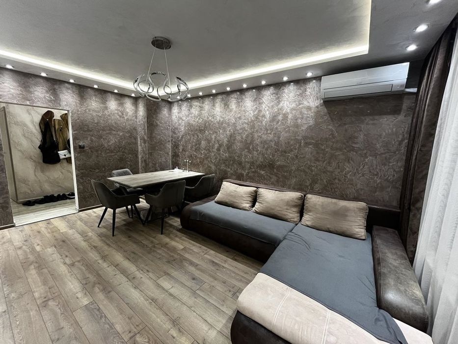 Продава се Тристаен апартамент в София, Световрачене - 86 кв.м за 1919 €/кв.м - Снимка #1