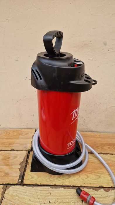 Rezerva de apa Milwaukee  WT 10
