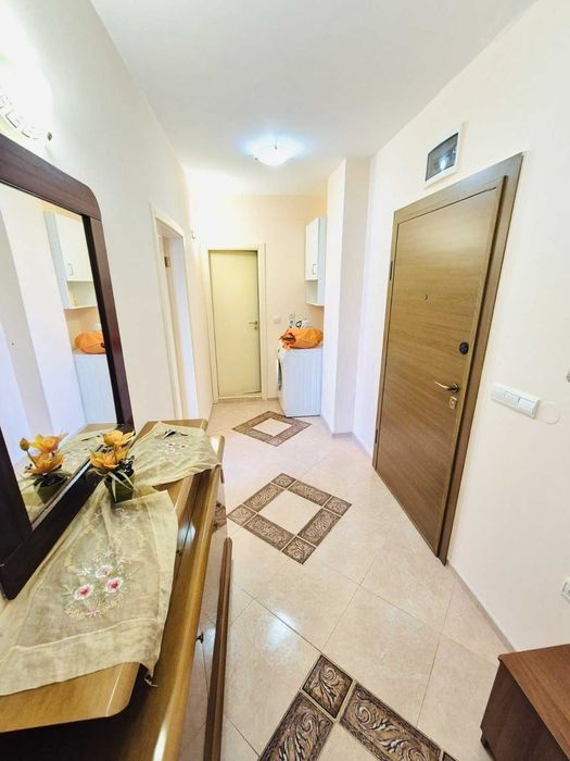 Дава се под наем Двустаен апартамент в София, Младост 1А - 72 кв.м за 555 € - Снимка #3