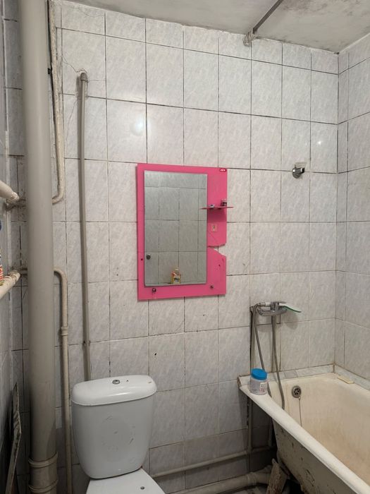 Колос продаётся 2хкомнатную квартиру