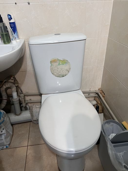 Унитаз  в рабочем состоянии