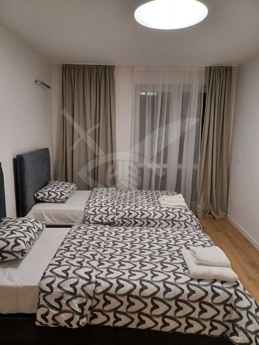 Дава се под наем Тристаен апартамент в Пловдив, Коматевски възел - 100 кв.м за 797.64 € - Снимка #4