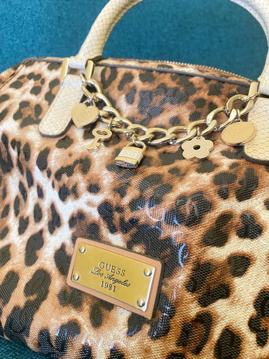 GUESS Дамска чанта - Leopard