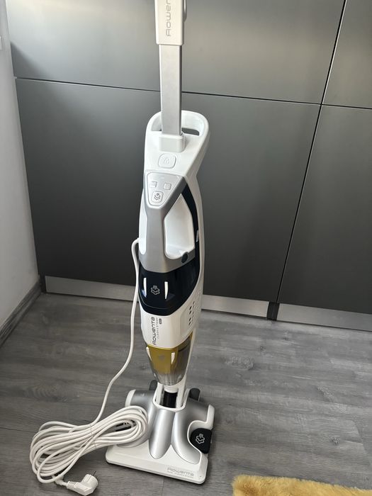 Aspirator vertical Rowenta Clean & Steam Multi